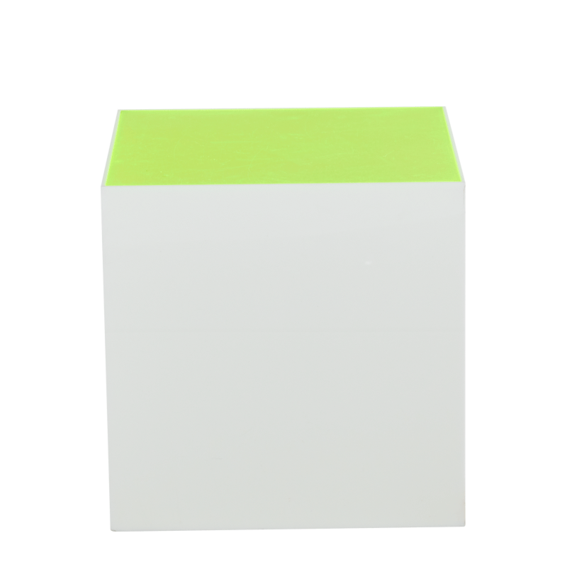 Seattle Cube Plinths in White with Green Top