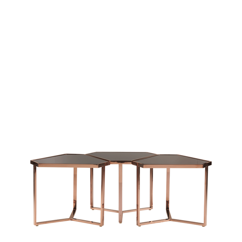 Cognac Triangle Mix B Drinks Table