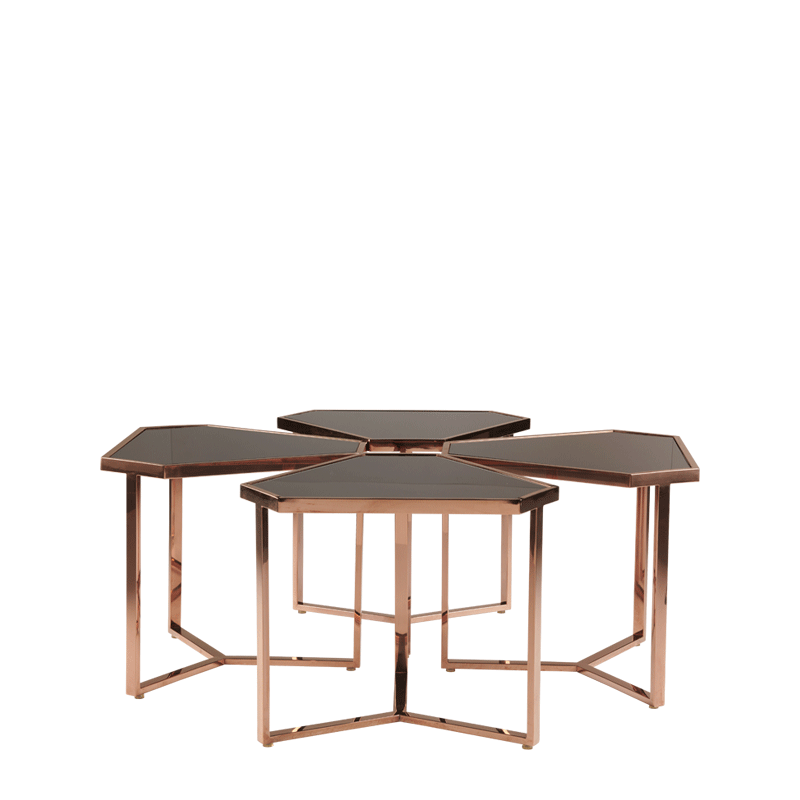 Cognac Triangle Mix C Drinks Table