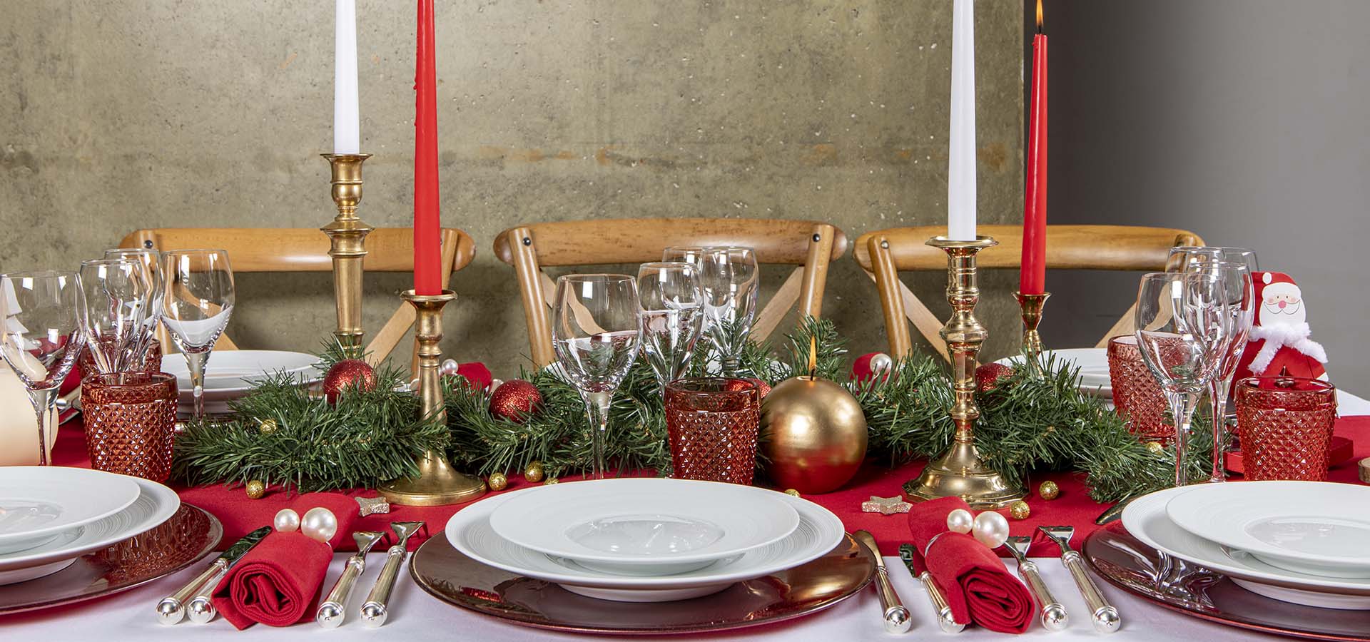 Christmas Dish Rental | Decorating Your Christmas Table